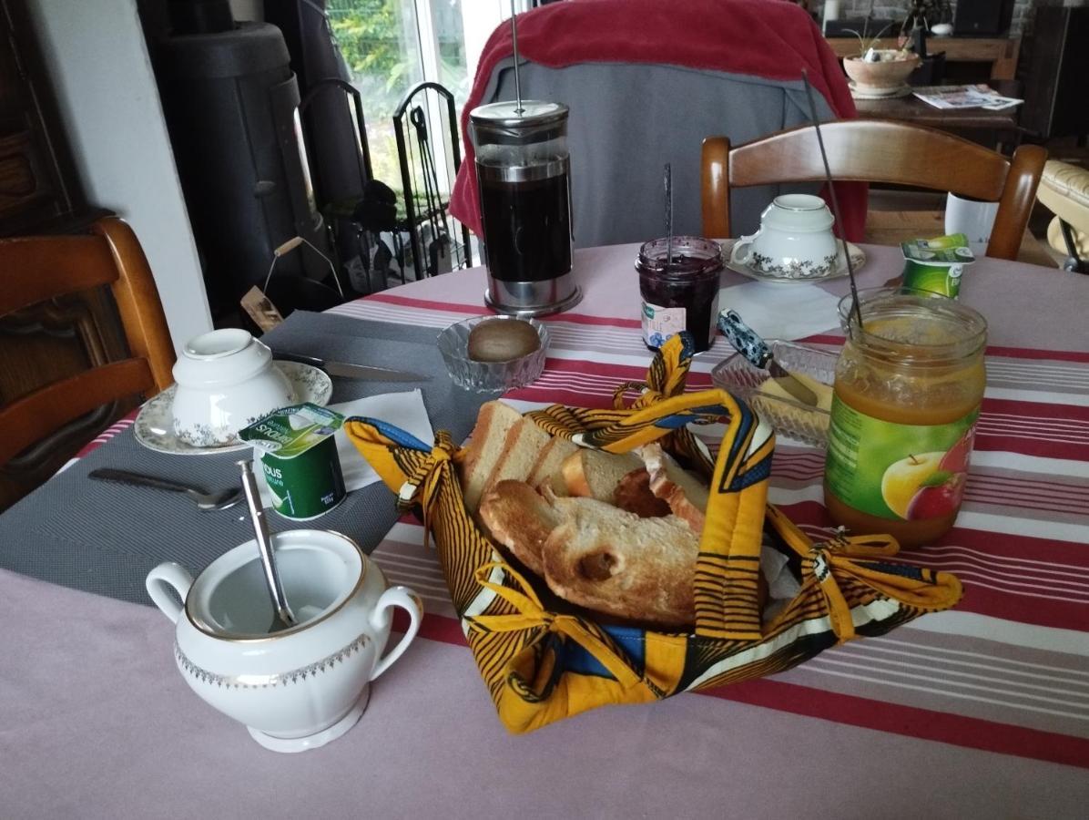 Chez FLORENCE et VALENTIN Saint-Jouan-de-l'Isle Extérieur photo